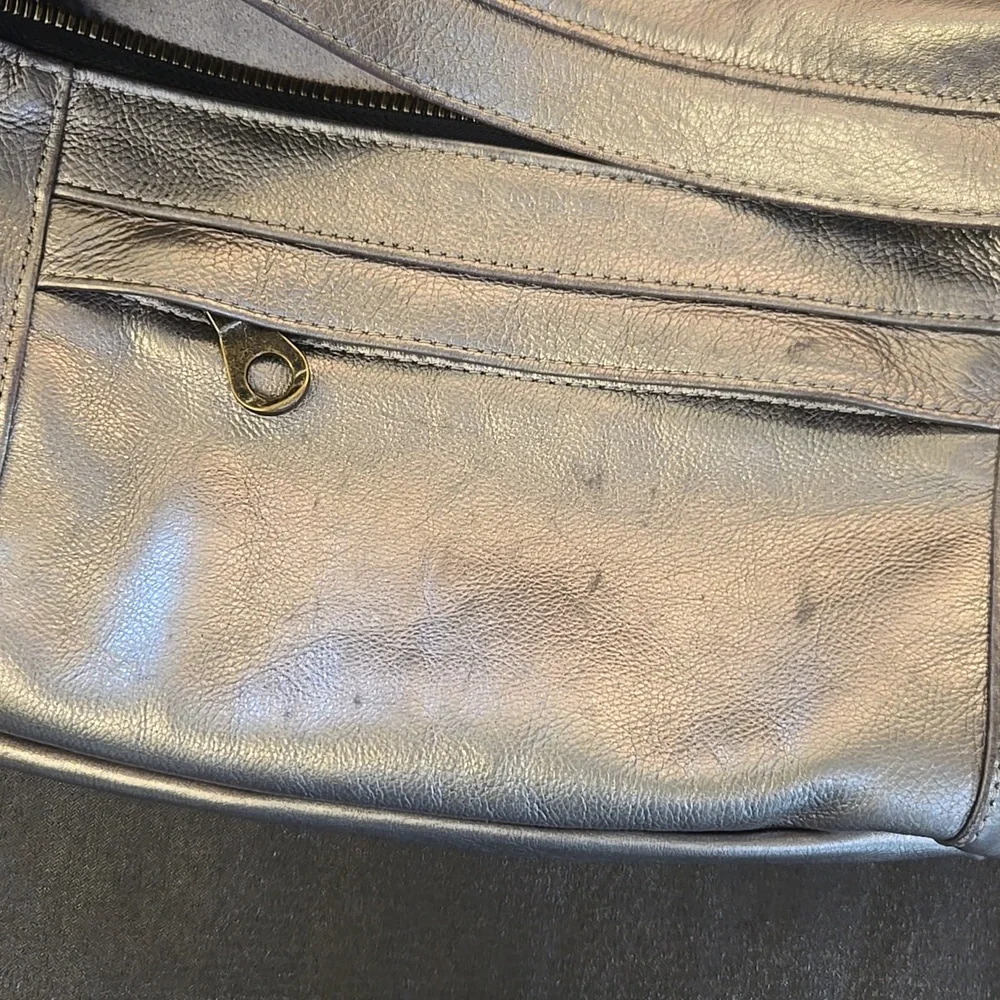 Parker Thatch Sling Bag - Picture 2 of 9
